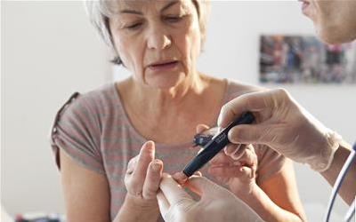 糖尿病患者能否食用麦芽糖浆:揭秘真相与饮食建议