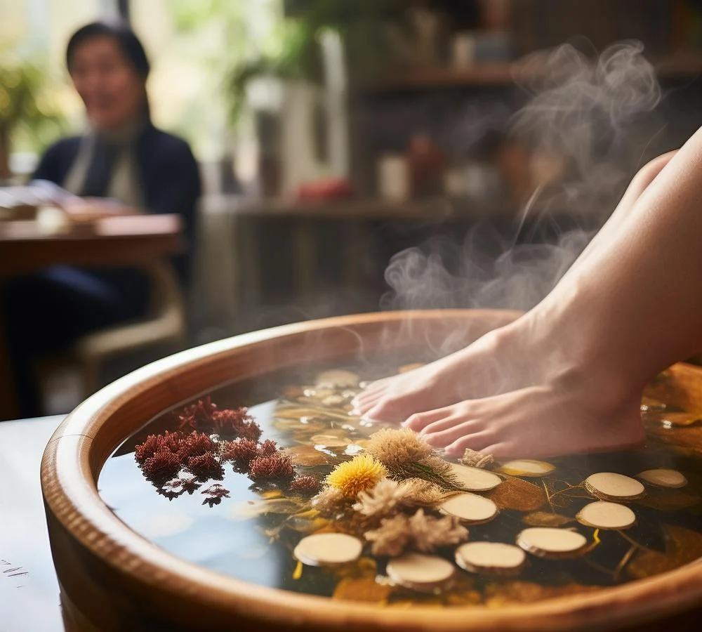 足浴店房间亮灯的中医智慧：揭秘光疗在养生中的神奇作用