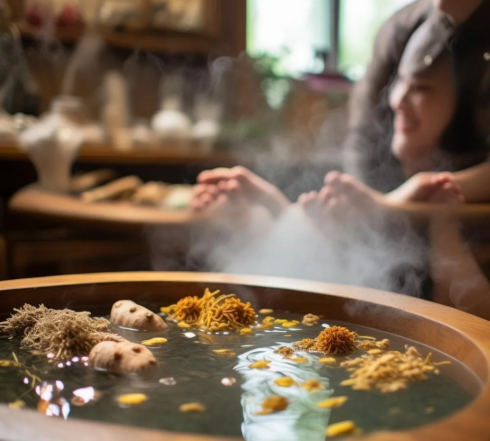 足浴按摩：传统中医养生之道