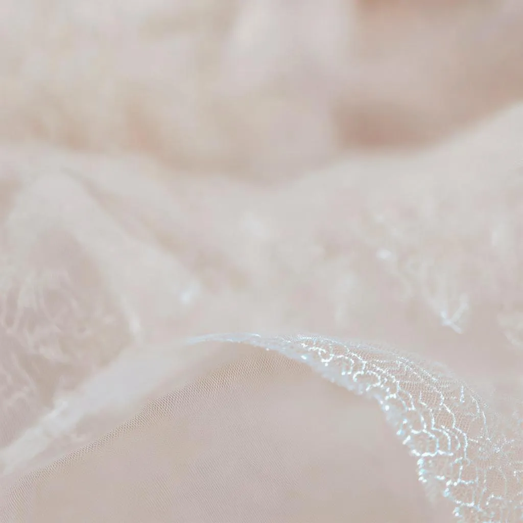 新娘必备小胸聚拢神器让你的婚纱照更完美