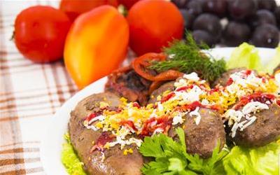 猪腰：养肾佳品，吃它会上火吗？揭秘猪腰的营养价值与食用指南