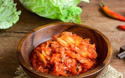 家常美味泡菜鸭血：健脾开胃，补血养生的健康秘籍