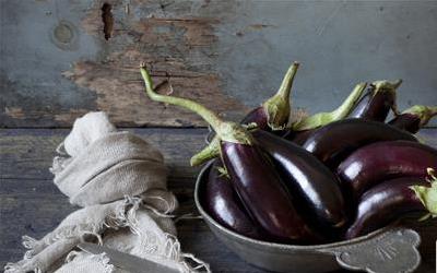 油炸糖醋脆皮茄子的酥脆秘诀与健康食用指南