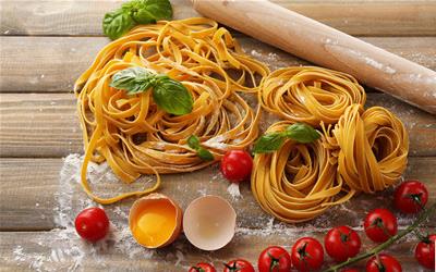 正宗手擀面的健康做法与食用功效全解析