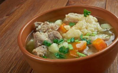 山坑螺煲汤的详细做法与养生功效解析