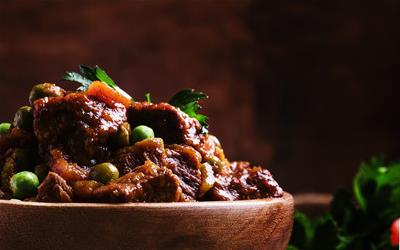 传统卤水制作全攻略：详解红黄白卤配方与储存技巧