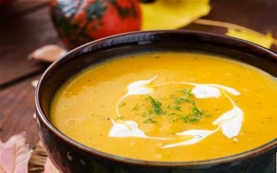 南瓜土豆汤：简单易做，营养丰富的家常汤品