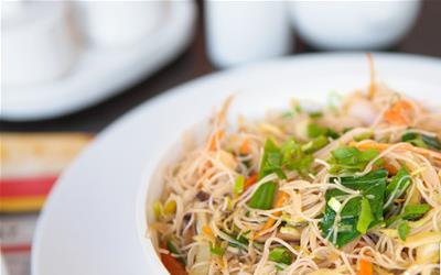 大理古城特色小吃：品味健康与美食的双重享受