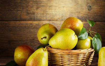 熬梨汁的多种实用做法，缓解咳嗽喉咙不适