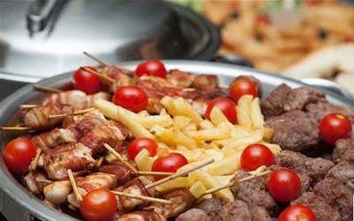 冬季养生必备：烫火锅的丰富食材与搭配指南