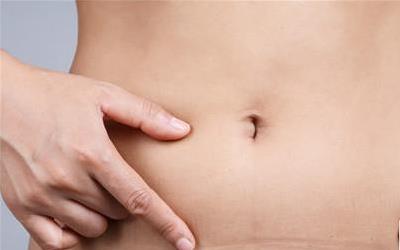 剖腹产后月经复潮时间详解：哺乳与未哺乳的差异及健康影响