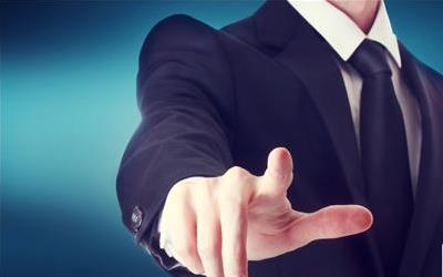 指甲断裂后的快速修复与养护指南