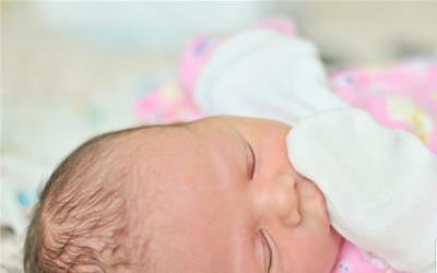 新生儿睡凉席的科学指南：安全舒适度解析