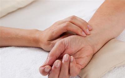 如何准确测量心率：脉率自测法详解