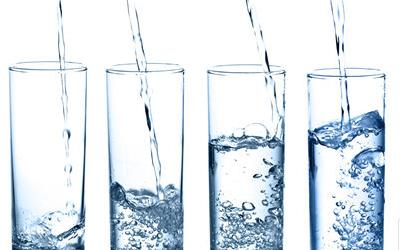 产后饮水指南：科学坐月子，正确补水保湿