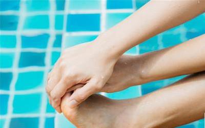 揭秘手指脚趾抽筋之谜：中老年人健康预警