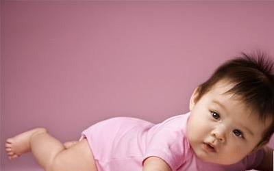 婴儿囟门跳动：揭秘原因及应对策略