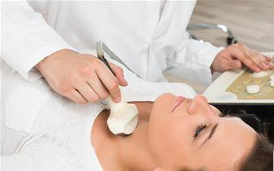 右侧锁骨上淋巴结肿大：成因、症状及应对策略