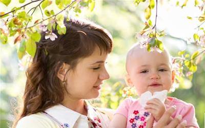 揭秘：打喷嚏不断的原因及应对策略