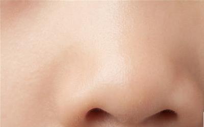 告别鼻头油光：6招教你科学控油，重现清爽肌肤