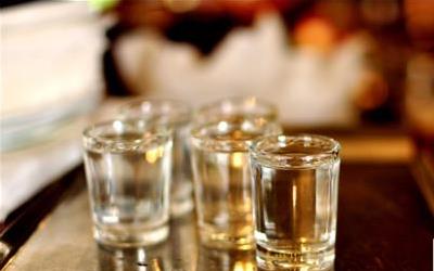 侧柏叶泡酒生发：揭秘古老秘方的现代应用